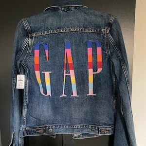 GAP logo denim jacket